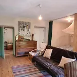 Moleiro Da Costa Ma 4*