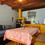 Moleiro Da Costa Ma 4*