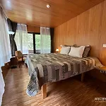 Moleiro Da Costa Ma 4*