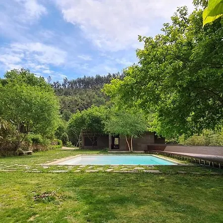 Moleiro Da Costa Ma Πανσιόν 4*