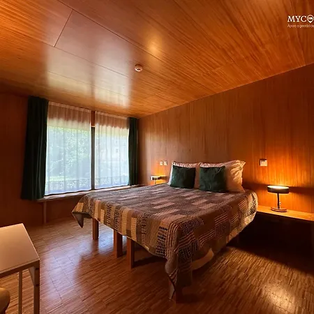 Πανσιόν Moleiro Da Costa Ma 4*