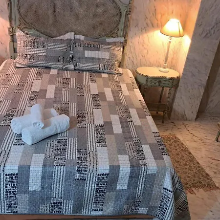 Πανσιόν Moleiro Da Costa Ma 4*